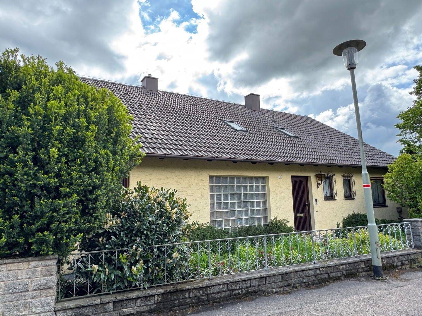 Immobilie in Feuchtwangen - Gepflegtes 2 bis 3 Familienhaus in Feuchtwangen - Bild 4