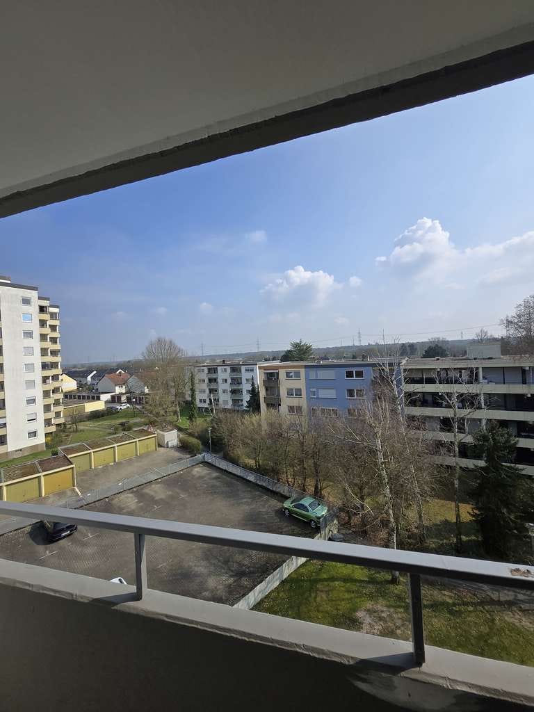 Immobilie in Eggenstein-Leopoldshafen - 3,5-Zimmer-Eigentumswohnung in ruhiger Lage von Eggenstein - Bild 1