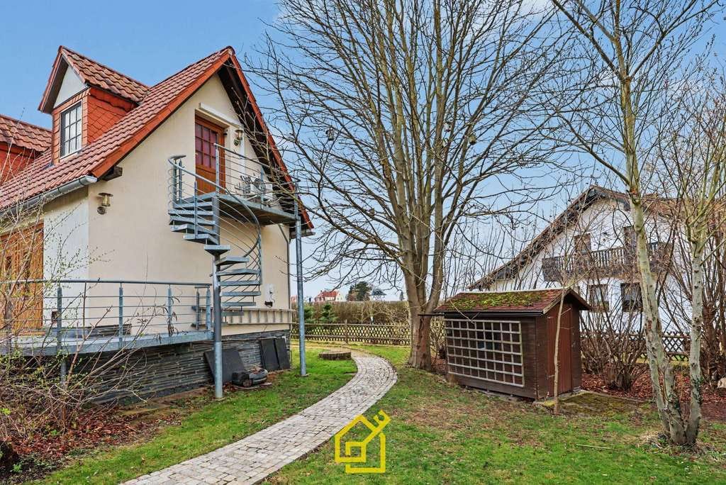 Immobilie in Schleiz - Exklusives Zuhause mit Büro, Pool, Sauna & Kamin – Ihr Rückzugsort am Feldrand - Bild 2