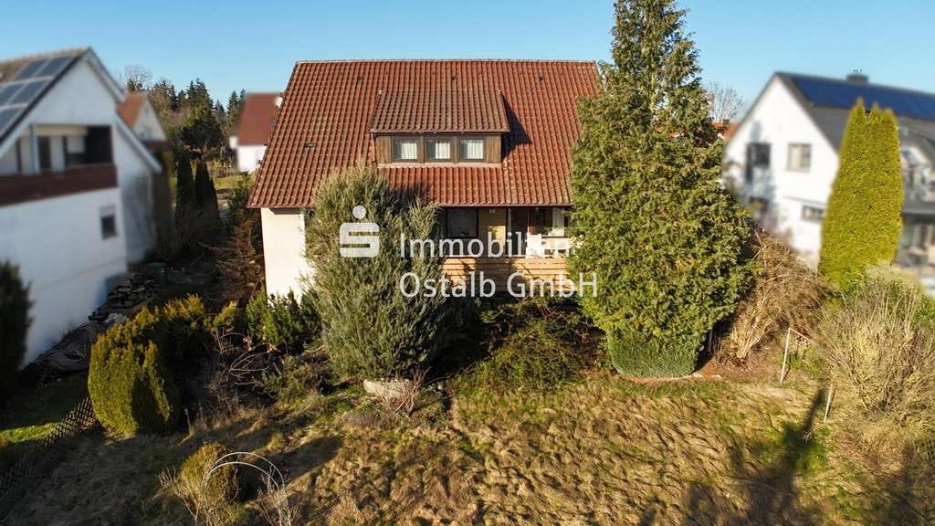 Immobilie in Ellwangen (Jagst) - Großzügiges Wohnen in Bestlage – Hochwertiges Einfamilienhaus  in Ellwangen - Bild 0