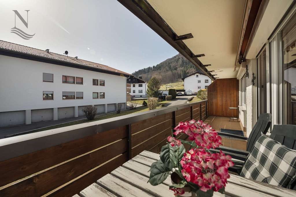 Immobilie in Ruhpolding - Charmante 2-Zimmer-Wohnung mit Süd-Balkon und Gestaltungspotenzial - Bild 4