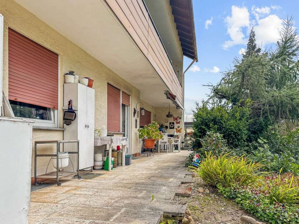 Immobilie in Großheubach - Seltene Gelegenheit: Voll vermietetes Vierfamilienhaus in Großheubach - Bild 2
