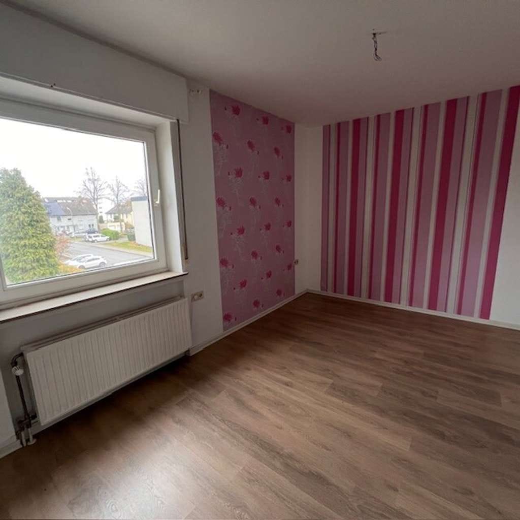 Immobilie in Bad Sassendorf - Interessante 3-Zimmer-Eigentumswohnung in guter Lage von Bad Sassendorf mit Balkon und Stellplatz! - Bild 3