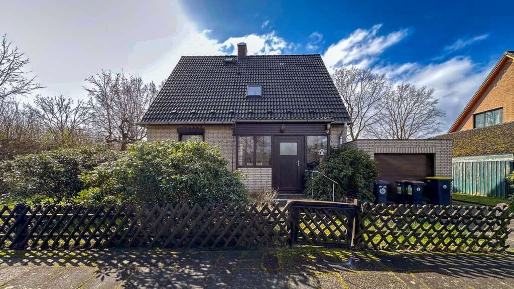 Immobilie in Kuddewörde - Solides EFH mit großem Grundstück & Garage - Bild 1