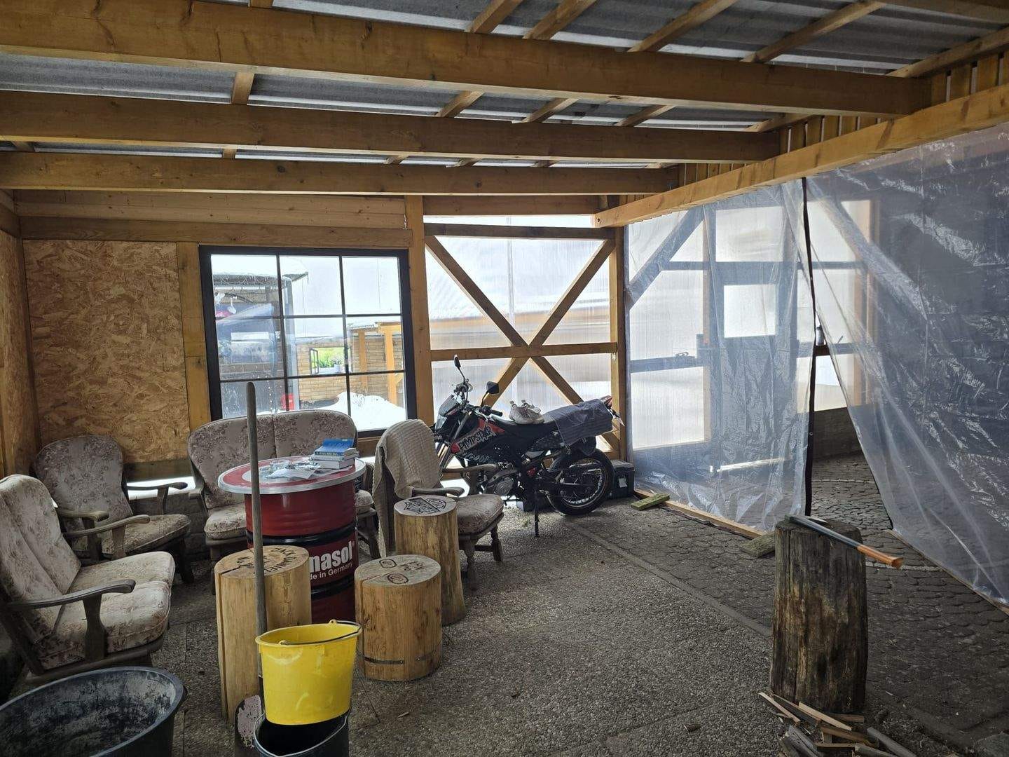 Immobilie in Meinhard - Sehr gepflegtes und bezugsfertiges Einfamilienhaus mit Einliegerwohnung und Garagen  - Bild 4