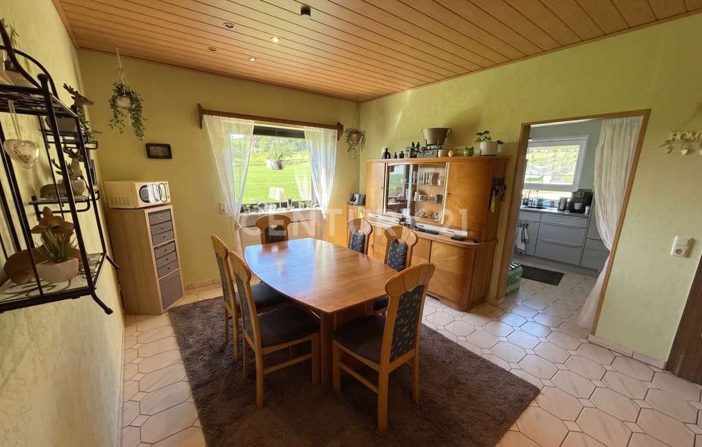 Immobilie in Käshofen - Country-Vibes pur. Ländlich, locker, Split Level, XXL-Terrasse & 3 Wohneinheiten - Bild 3