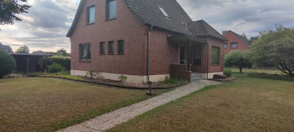 Immobilie in Jesteburg - Kein perfektes Haus. Aber voller Möglichkeiten. - Bild 2