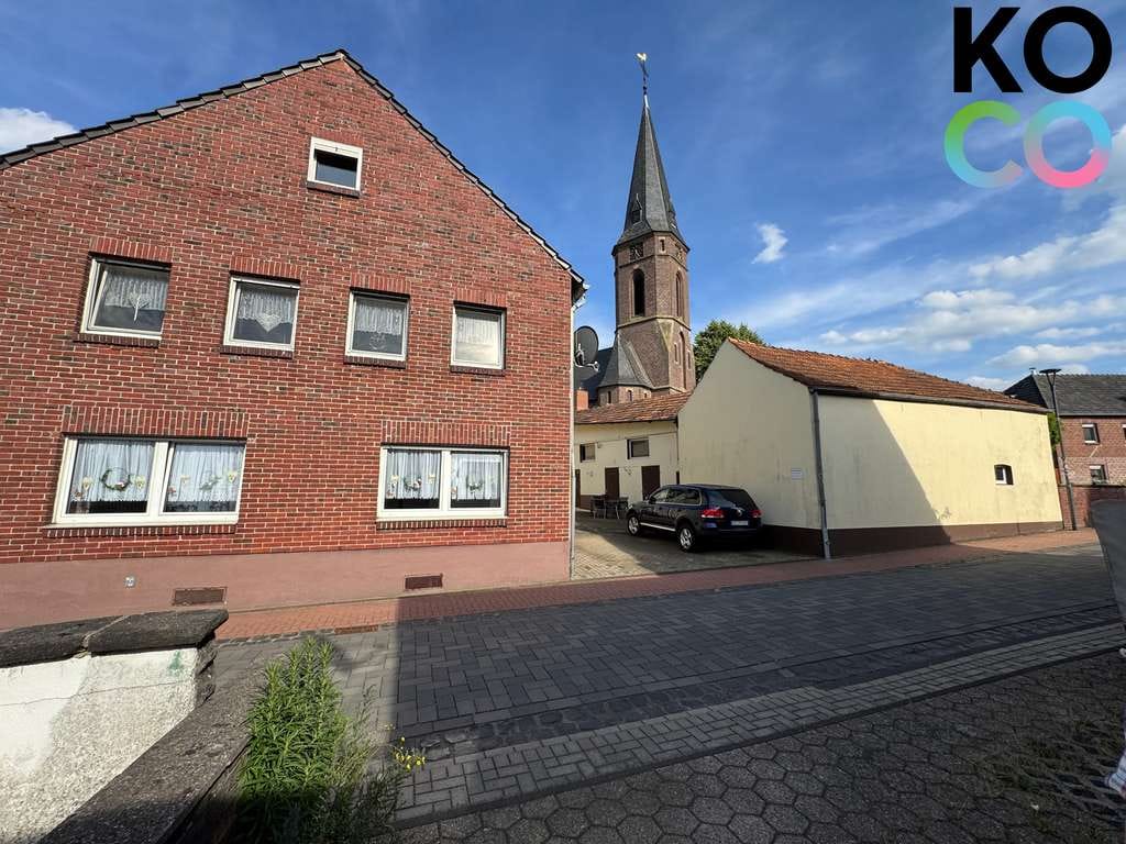 Immobilie in Niederkrüchten - Authentische Hofanlage mit fünf Wohneinheiten, Innenhof und außergewöhnlichem Entwicklungspotenzial - Bild 1