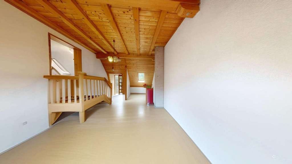 Immobilie in Lemberg - Zwischen Wald und Wohnkomfort – Gepflegtes Zweifamilienhaus mit großem Naturgrundstück - Bild 2