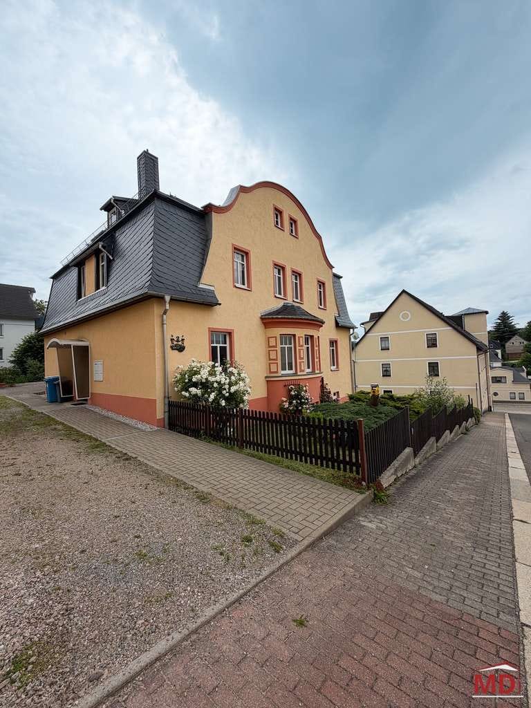 Immobilie in Oelsnitz/Erzgeb. - Gepflegtes Wohnhaus im Villenstil - Bild 2