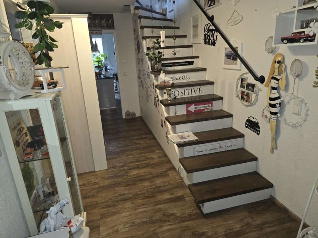 Immobilie in Buggingen - quadratisch–praktisch–energieeffizient - EFH mit Einliegerwohnung
 - Bild 1