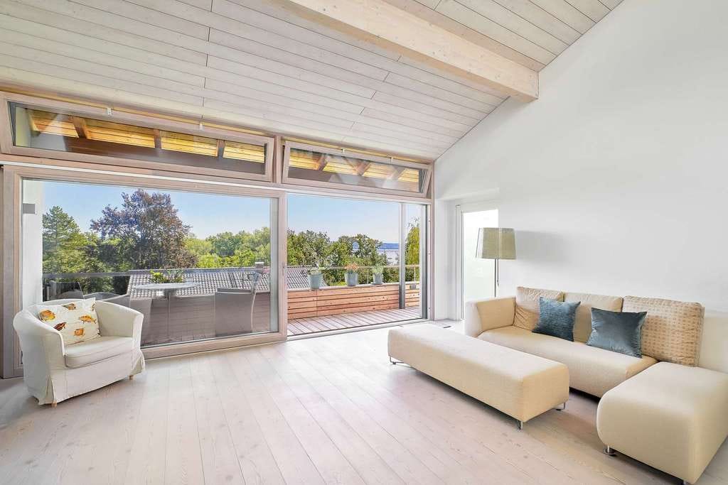 Immobilie in Eching am Ammersee - Familienvilla mit Pool, luftigem Strandhausflair, Seeblick, Lift und Einliegerwohnung in Seenähe - Bild 4