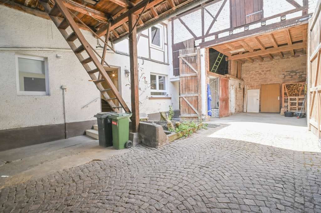 Immobilie in Schaafheim - DIETZ: Modernisiertes Fachwerkhaus mit Nebengebäude - PV mit Speicher - in Schaafheim OT Mosbach! - Bild 3
