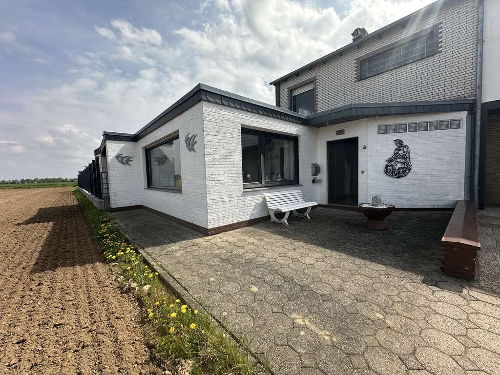 Immobilie in Jülich - Einfamilienhaus mit Garage in ruhiger Wohnlage von 52428 Jülich - Bild 2