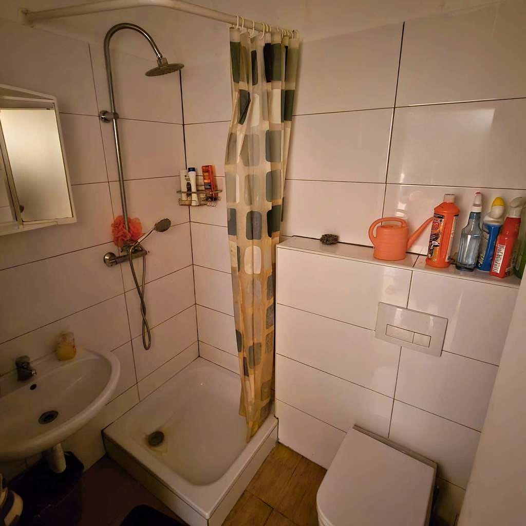 Immobilie in Rüsselsheim am Main - Effizient geschnittene 1-Zimmer-Wohnung im 4. Obergeschoss mit separater Bettnische und Balkon - Bild 1