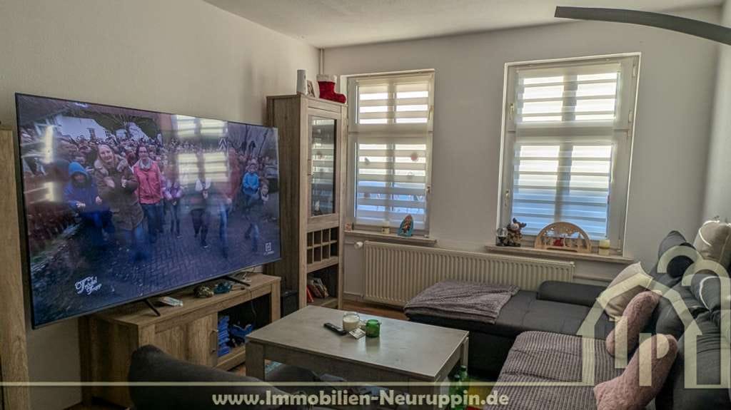 Immobilie in Rheinsberg - Rheinsberger Stadteinfamilienhaus (vermietet) fast am See. - Bild 2