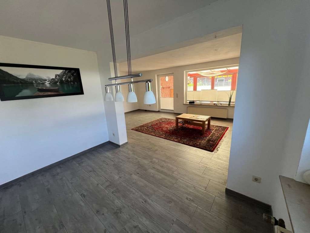 Immobilie in Nienhagen - Verklinkertes Reihenendhaus mit Wintergarten und Garage mitten in Nienhagen! - Bild 3