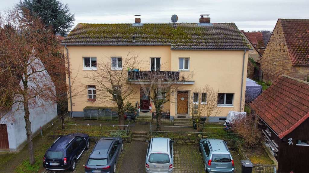 Immobilie in Prichsenstadt - Großzügiges Mehrfamilienhaus mit modernem Komfort - Bild 1