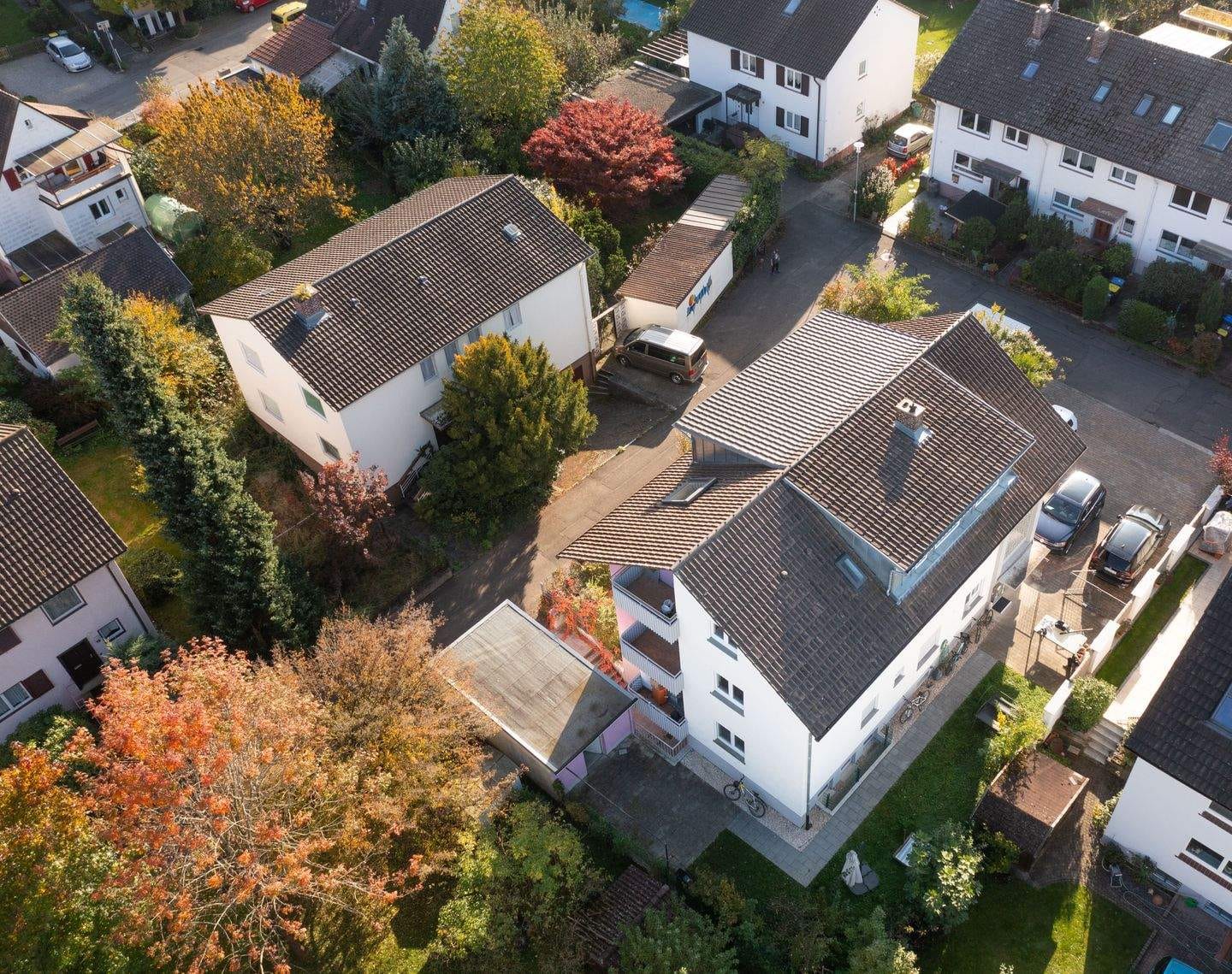 Immobilie in Gundelfingen - Bezugsfrei  4-Familien-Haus in begehrter Lage: Ruhig, naturnah und stadtnah - Bild 2