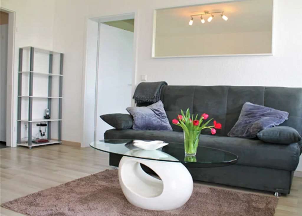 Immobilie in Waiblingen - Kapitalanlage von Privat, 2-Zimmerwohnung mit Balkon, Einbauküche u. TG-Stellplatz in Waiblingen - Bild 1