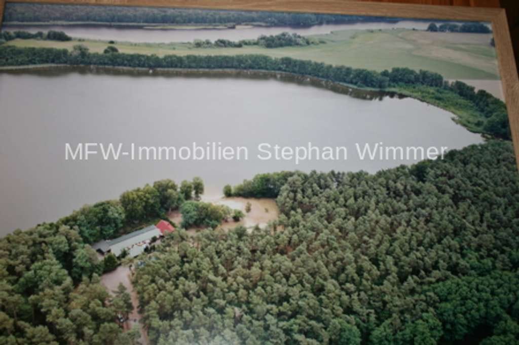 Immobilie in Tauche - Liebevolles Einfamilienhaus am See !  In Alleinlage !  Mit Gewerbeeinheit  zur individuellen Nutzung - Bild 0