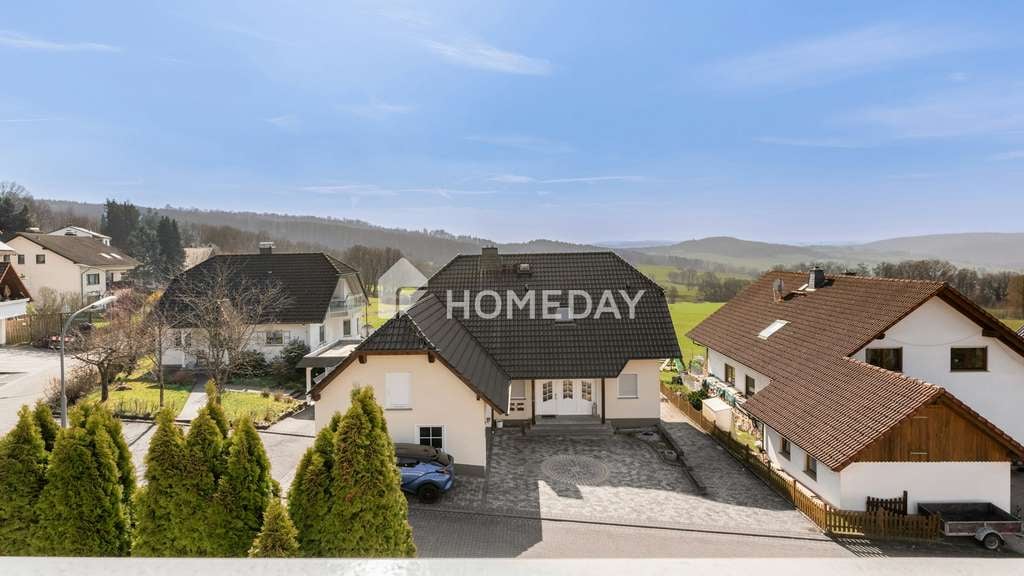 Immobilie in Bad Soden-Salmünster - Teilvermietetes Mehrfamilienhaus mit 4 Einheiten, Balkonen, Terrasse und Stellplätzen - Bild 3
