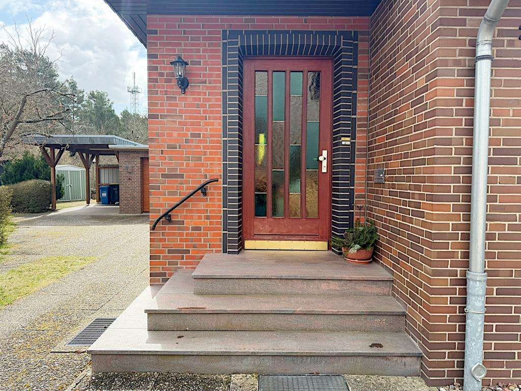 Immobilie in Dannenberg - Einfamilienhaus mit Einliegerwohnung auf großem Grundstück in Dannenberg / OT. Prisser - Bild 2