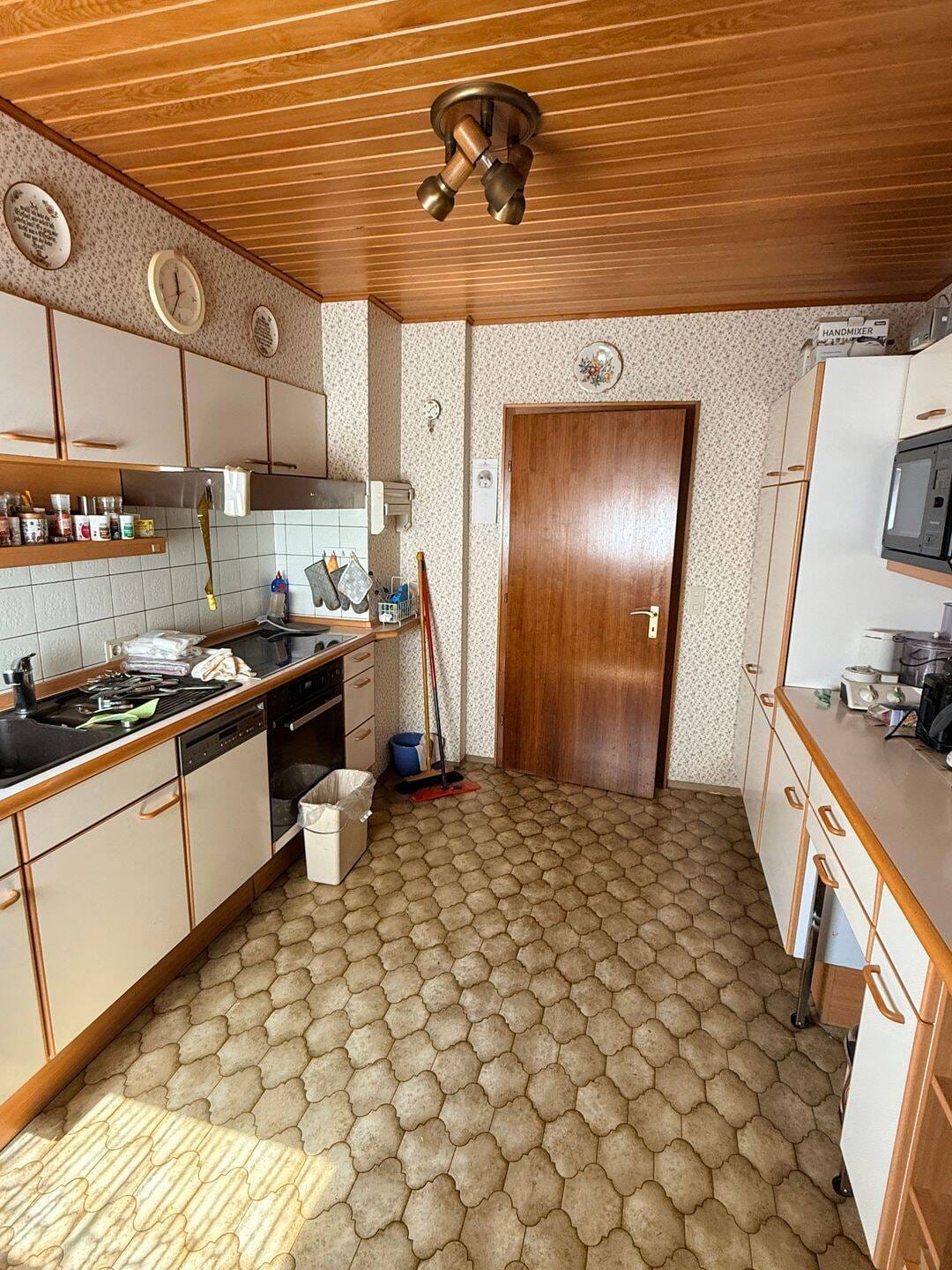 Immobilie in Rückersdorf - Freistehendes Einfamilienhaus mit sonnigem Garten und Garage - Bild 4