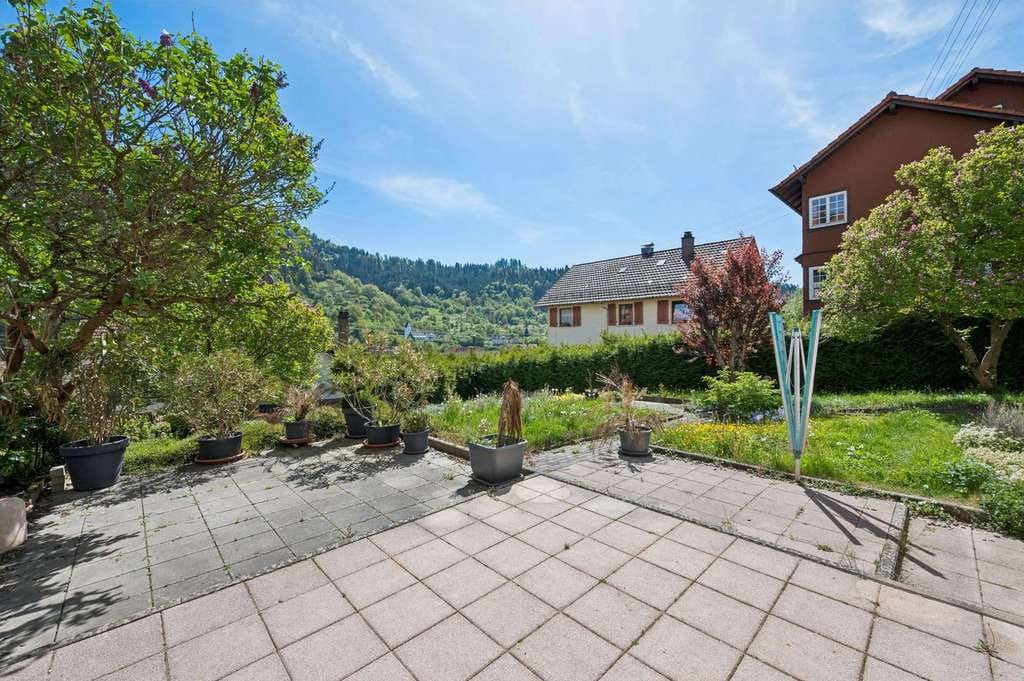 Immobilie in Forbach - Renovierungsbedürftiges 2-Familienhaus mit großem Garten und Ausbaupotenzial in Forbach - Bild 3