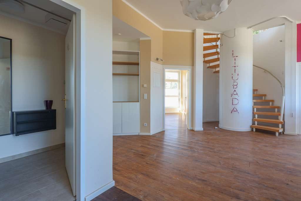 Immobilie in Dallgow-Döberitz - Außergewöhnliche Maisonette-Wohnung mit einzigartigem Turmgeschoss im Herzen von Dallgow-Döberitz - Bild 3