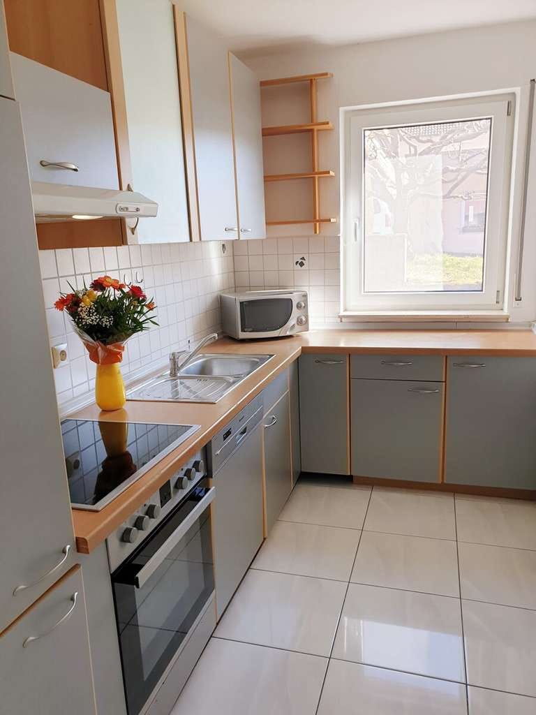 Immobilie in Erlenbach - Sonnige 3-Zimmer-Wohnung mit Terrasse und toller Aussicht in Erlenbach - Bild 3