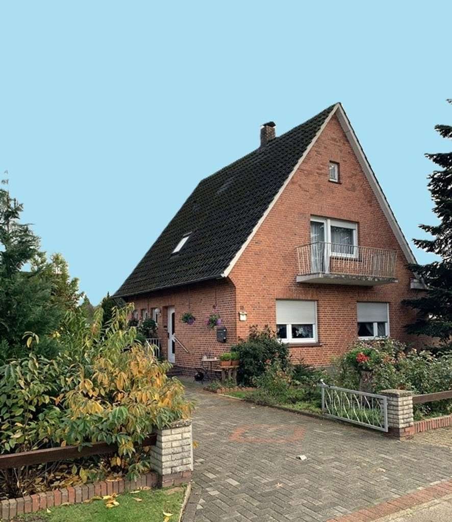 Immobilie in Elsfleth - Viel Platz zum Leben und Wohlfühlen – Einfamilienhaus mit Doppelgarage und Anbau in ruhiger Lage! - Bild 0