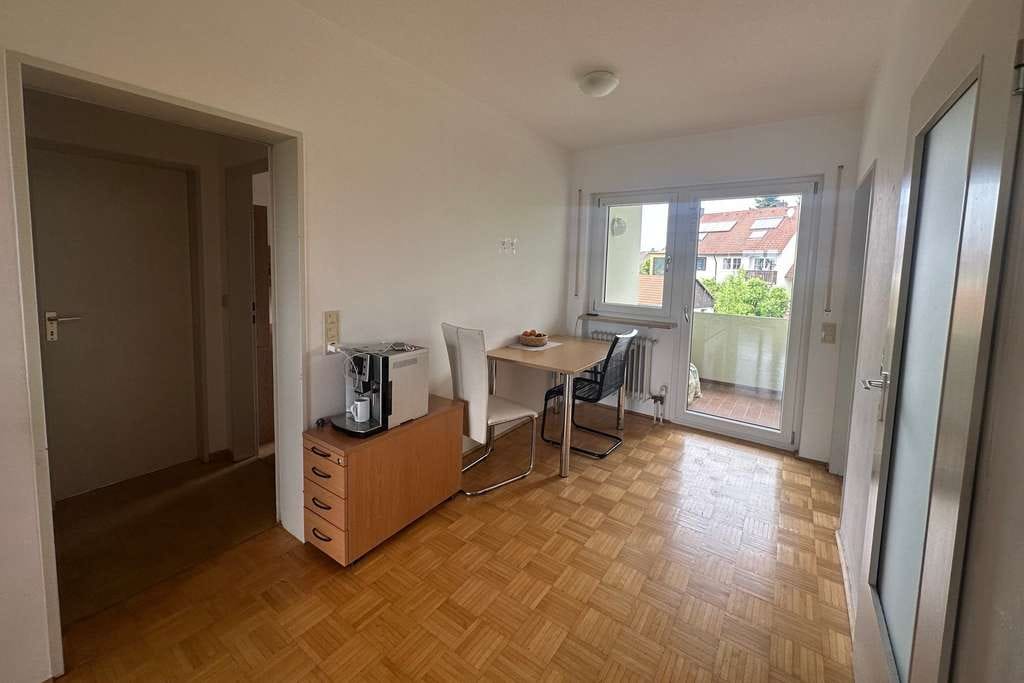 Immobilie in Neuendettelsau - Genießen Sie die Aussicht! Helle 3-Zimmer-Wohnung mit zwei Balkonen und Stellplatz - Bild 3