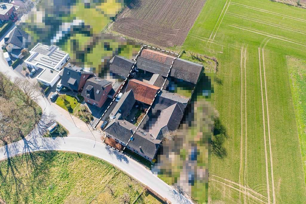 Immobilie in Wegberg - Historisches Denkmal-Juwel in Wegberg: Viel Platz für Visionäre, Handwerker & Individualisten - Bild 0