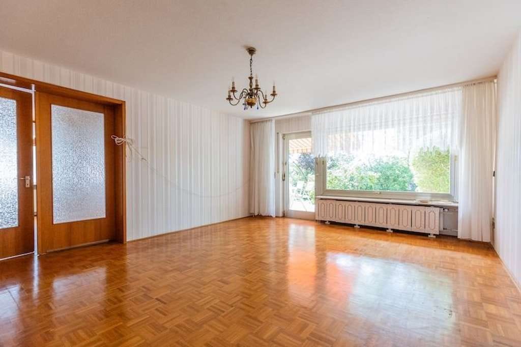 Immobilie in Guntersblum - Jung & Kern Immobilien - Bungalow mit 5 Zimmern auf einerEbene mit 860 m² Grundstück - Bild 2