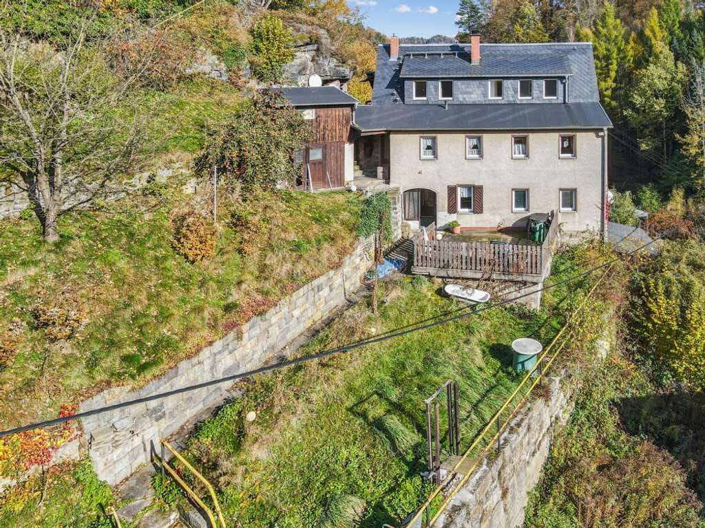 Immobilie in Bad Schandau - +Am Felsen des Elbsandsteingebirges – EFH inkl. Einliegerwohnung, Naturkulisse & wertvollen Extras!+ - Bild 3