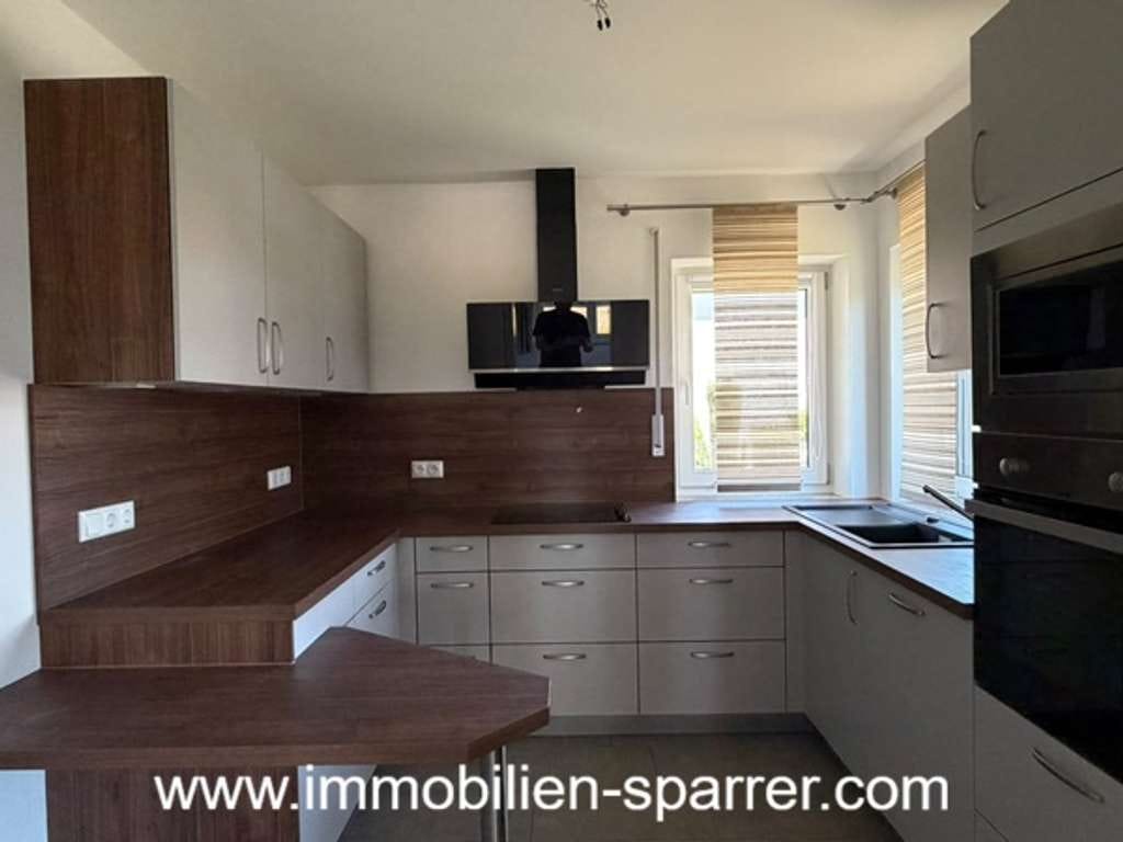 Immobilie in Malching - Barrierearmes Wohnen mit Stil – Hochwertiger Bungalow in attraktiver Lage - Bild 2