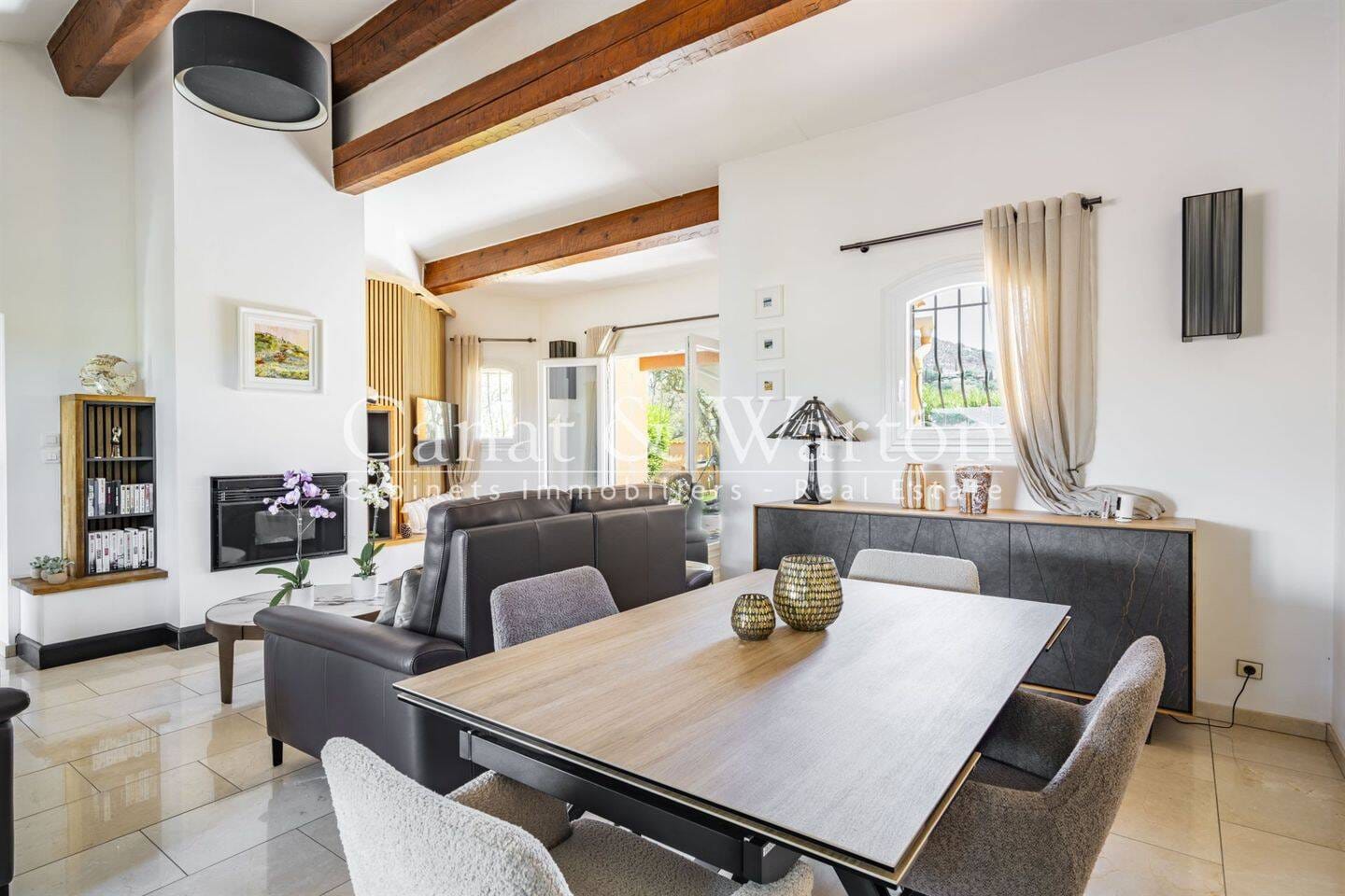 Immobilie in Marquartstein - La Londe-Les-Maures, Domaine De Valcros - Villa T5 mit Pool - Bild 2