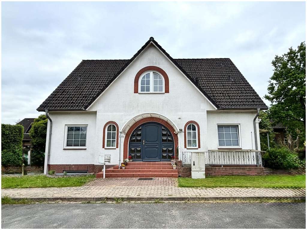 Immobilie in Hollern-Twielenfleth - Komplett vermietetes Mehrfamilienhaus in Hollern-Twielenfleth - Bild 0