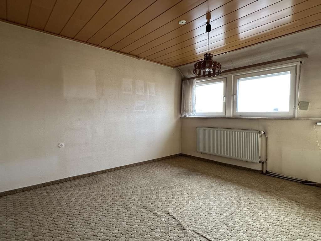 Immobilie in Weikersheim - Einfamilienhaus in sonniger und ruhiger Stadtrandlage - sofort verfügbar  - Bild 3
