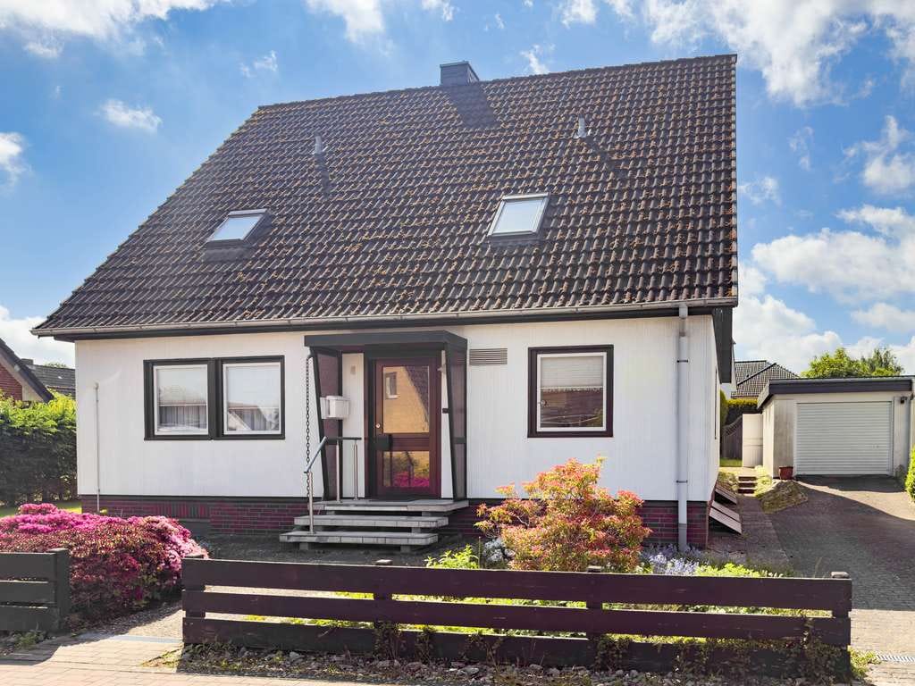 Immobilie in Wahlstedt - Sehr gepflegtes Einfamilienhaus in ruhiger Lage von Wahlstedt - Bild 0
