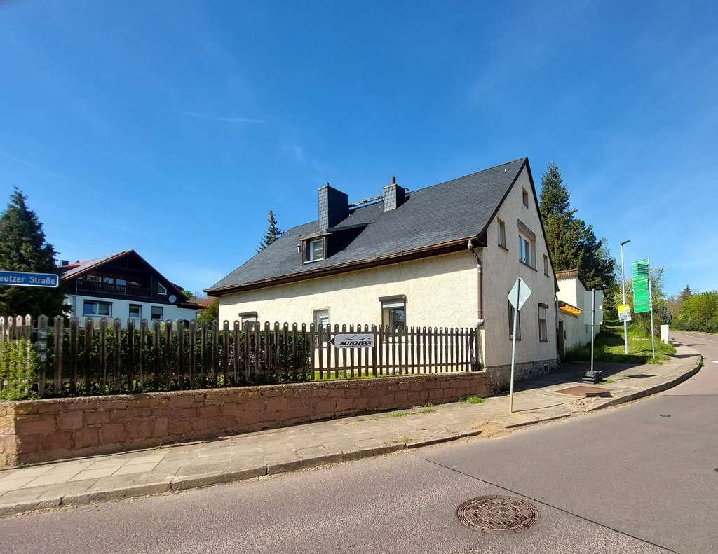 Immobilie in Wettin-Löbejün - Einfamilienhaus mit ganz großem Garten in Wettin - Bild 2