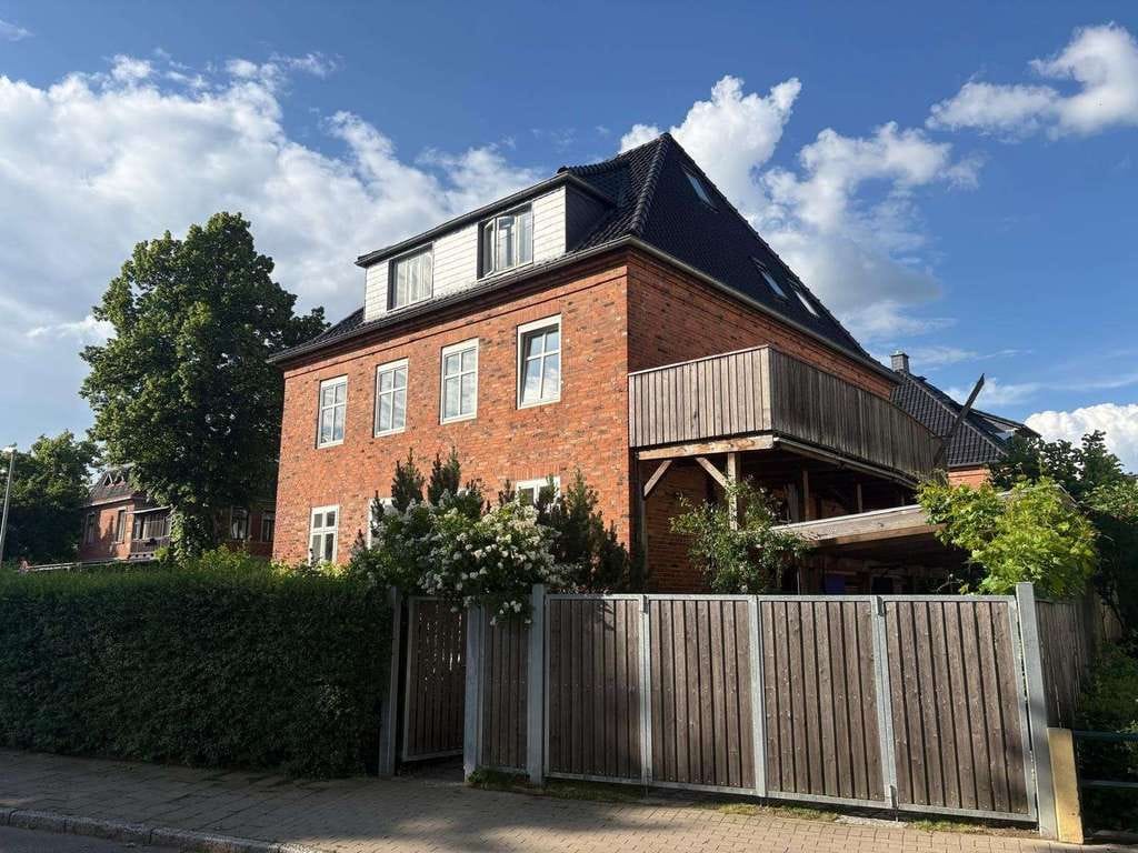 Immobilie in Ludwigslust - Stadtvilla mit Charakter, Charme und Perspektive – seltene Gelegenheit in Bestlage von Ludwigslust - Bild 1
