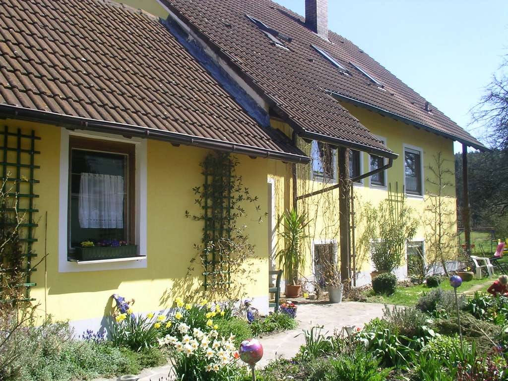 Immobilie in Herrieden - Großzügiges Haus mit ca. 254 m² Wohnfläche in Herrieden - Bild 0