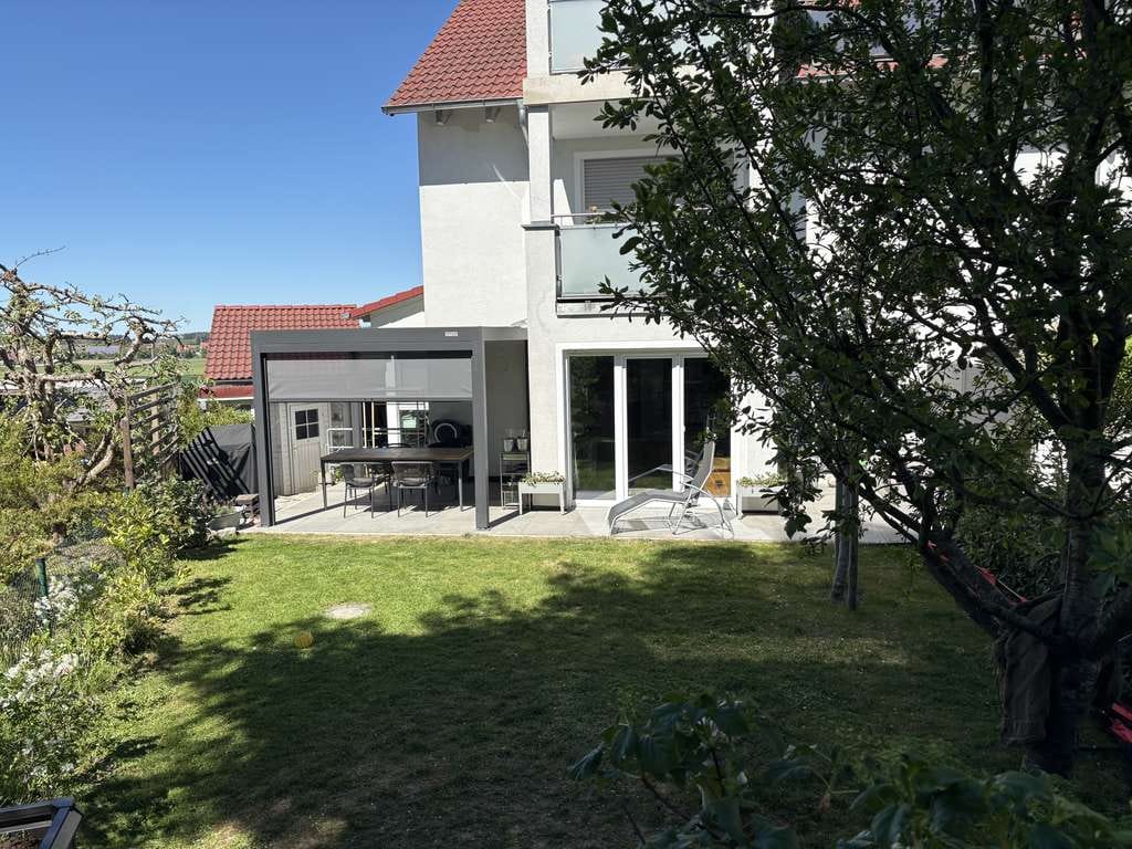 Immobilie in Röhrmoos - Helle Gartenwohnung mit 5,5 Zimmern und viel Platz für die Familie in Röhrmoos (provisionsfrei) - Bild 0