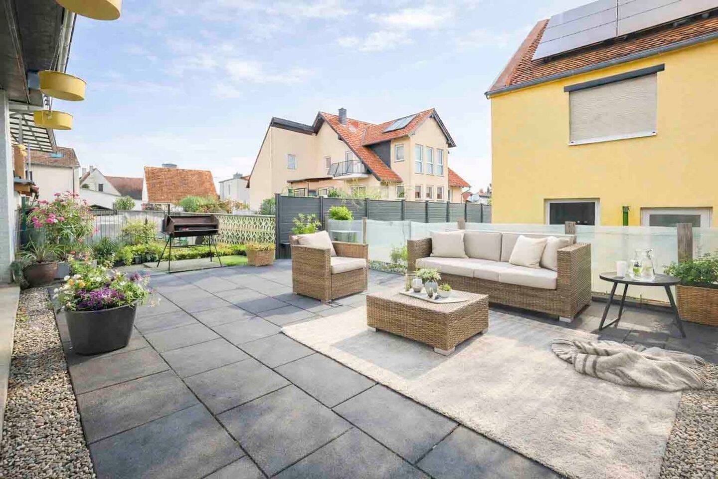 Immobilie in Schöneck - Ein Haus, das Komfort, Charakter & Familienleben vereint - in ruhiger Lage von Schöneck - Bild 3