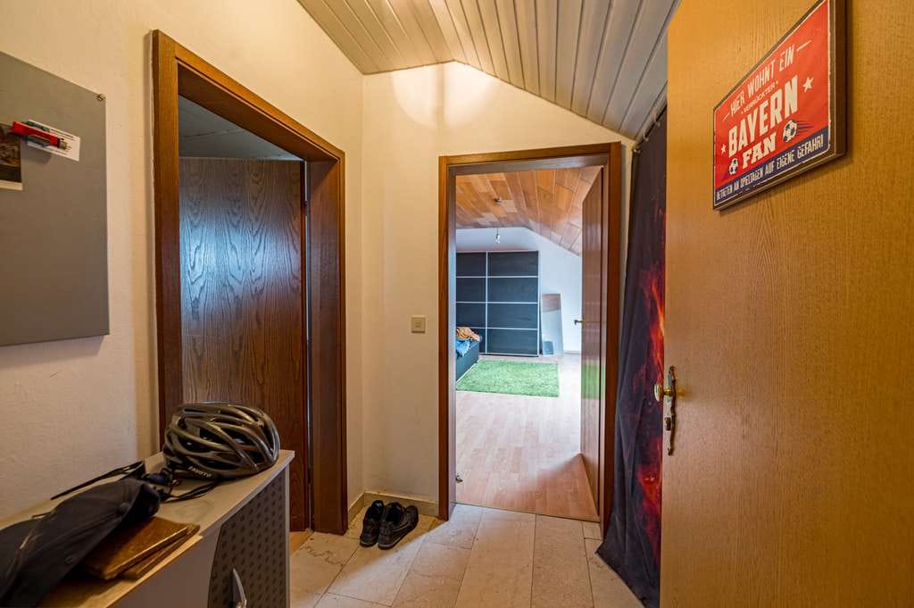 Immobilie in Straubing - Charmante Dachgeschosswohnung in Straubing - Ihr neues Zuhause oder Investment - Bild 4
