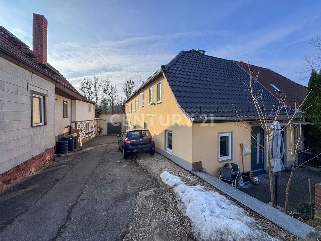 Immobilie in Weitramsdorf - Attraktive Kapitalanlage mit 4 Wohneinheiten und Entwicklungspotenzial in Tambach bei Coburg - Bild 4