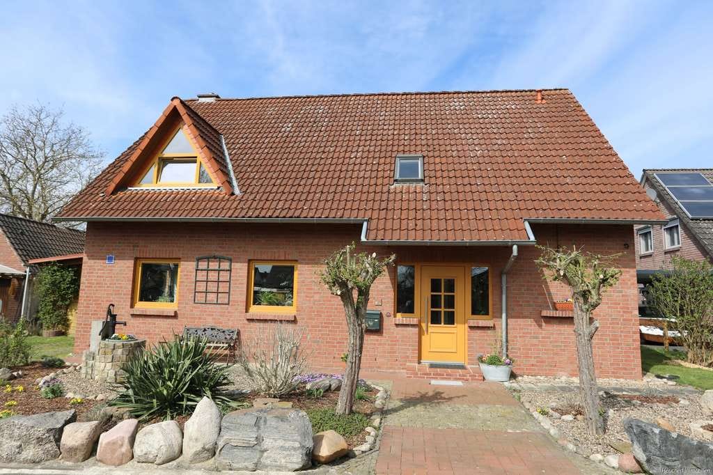 Immobilie in Sassenburg - Ein Familientraum zum Wohlfühlen in Feldrandlage - EFH auf großem Grundstück - Bild 2