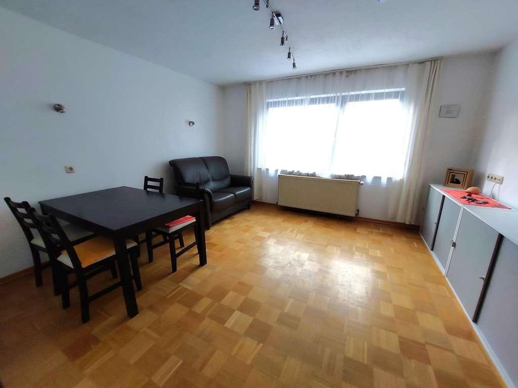 Immobilie in Langenlonsheim - Ehemaliger Vierseitenhof mit Hufschmiede provisionsfrei in 55450 Langenlonsheim zu verkaufen - Bild 2
